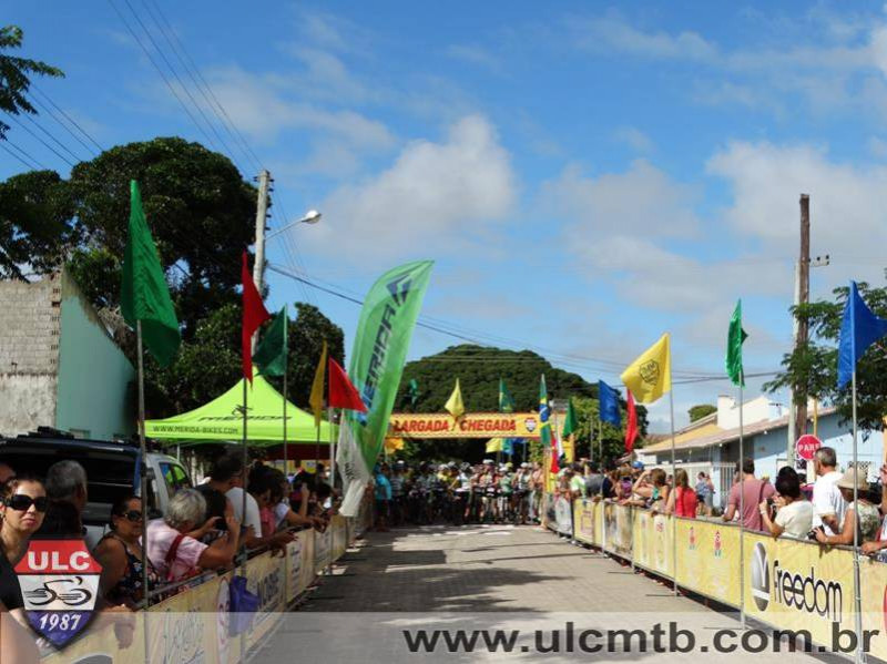 CICLOTURISMO EM ARAMBARÉ