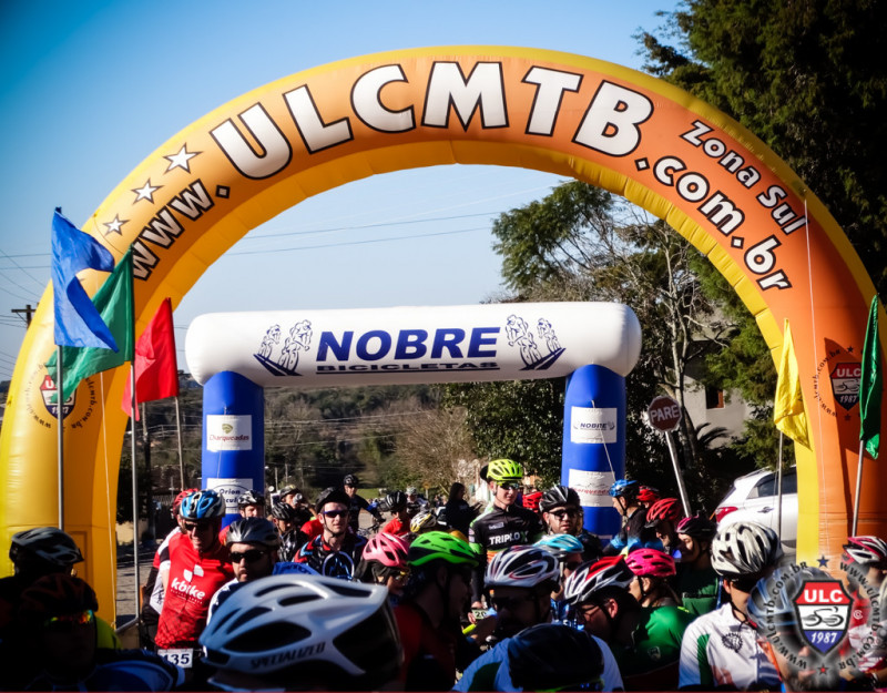 TURUÇU... DOMINGO EM FESTA 